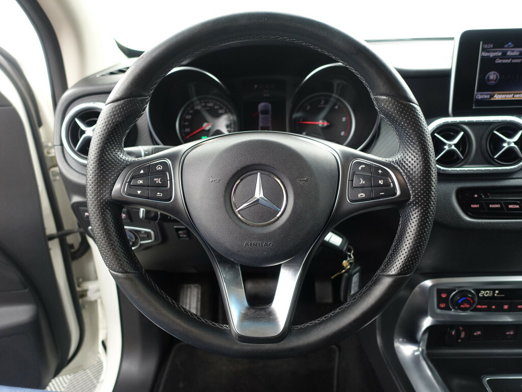 Mercedes-Benz X-Klasse 250d 4-MATIC AMG Line Anderhalve cabine - 360 Camera - Hardtop