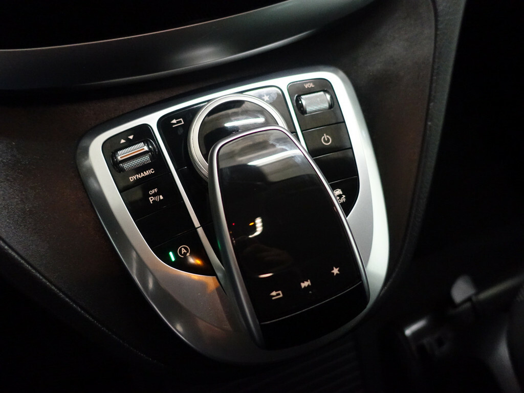 Mercedes-Benz V-Klasse 220d 4-MATIC Lang Avantgarde - Navigatie | Camera | Lichtmetalen velgen 2018