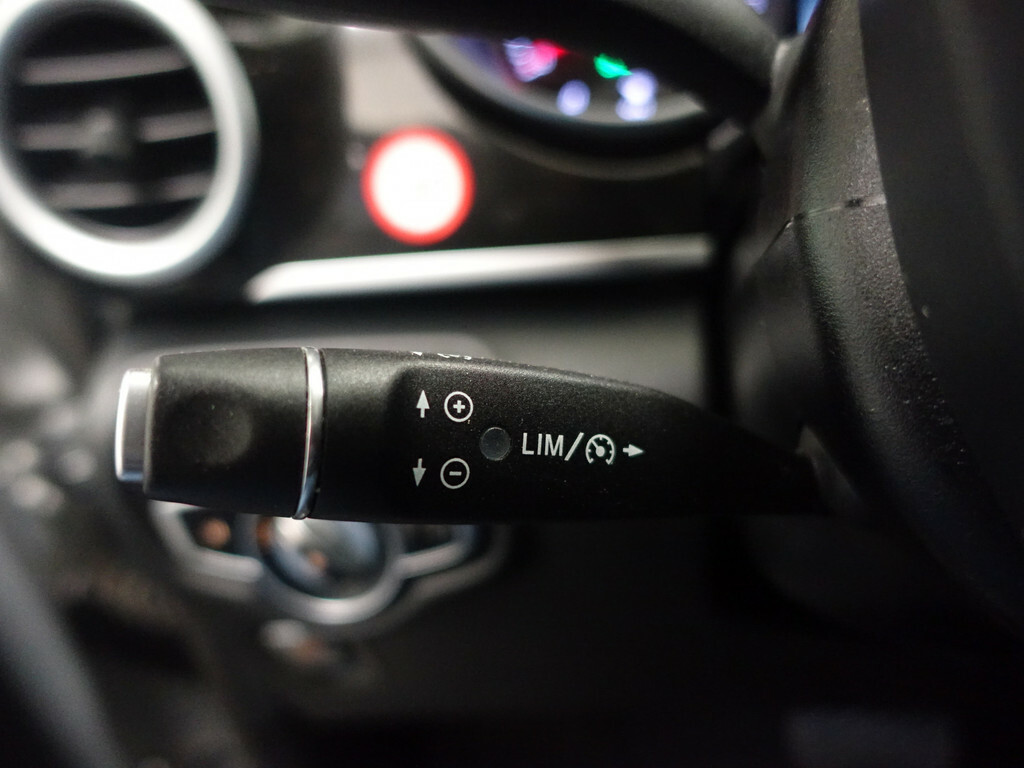 Mercedes-Benz V-Klasse 220d 4-MATIC Lang Avantgarde - Navigatie | Camera | Lichtmetalen velgen 2018