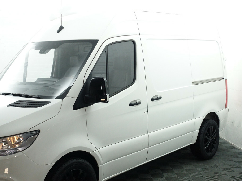 Mercedes-Benz Sprinter - 211 2.2 CDI L1 H2 AMG Night Edition Automaat