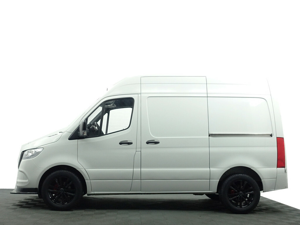 Mercedes-Benz Sprinter - 211 2.2 CDI L1 H2 AMG Night Edition Automaat