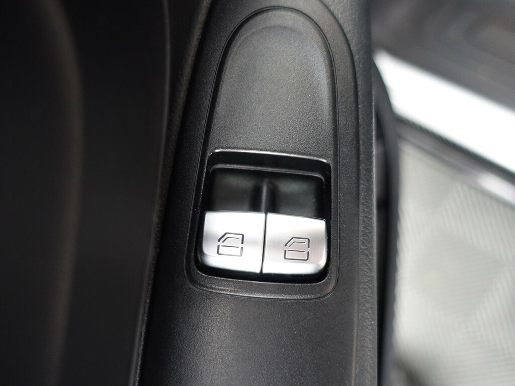 Mercedes-Benz Vito 111 CDI AMG Night Edition - Navi - Camera - Climat Control - 2016