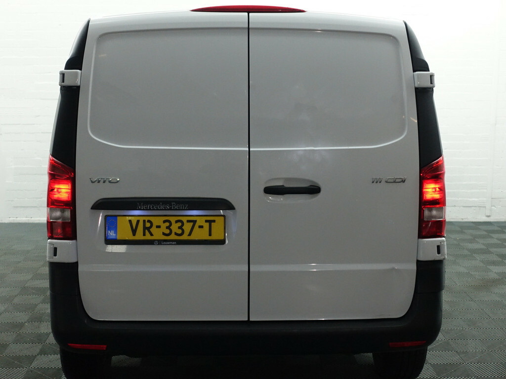 Mercedes-Benz Vito 111 CDI Functional | 3 Personen | Kast Inrichting | Bluetooth Multimedia | Euro 5