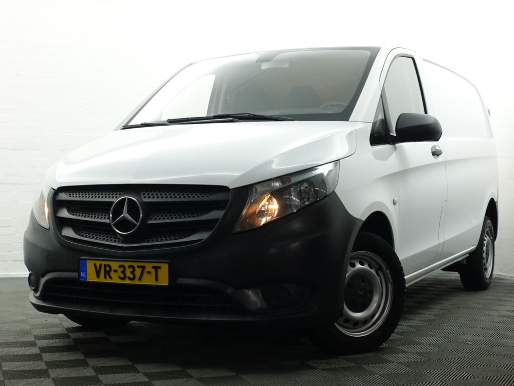 Mercedes-Benz Vito 111 CDI Functional | 3 Personen | Kast Inrichting | Bluetooth Multimedia | Euro 5