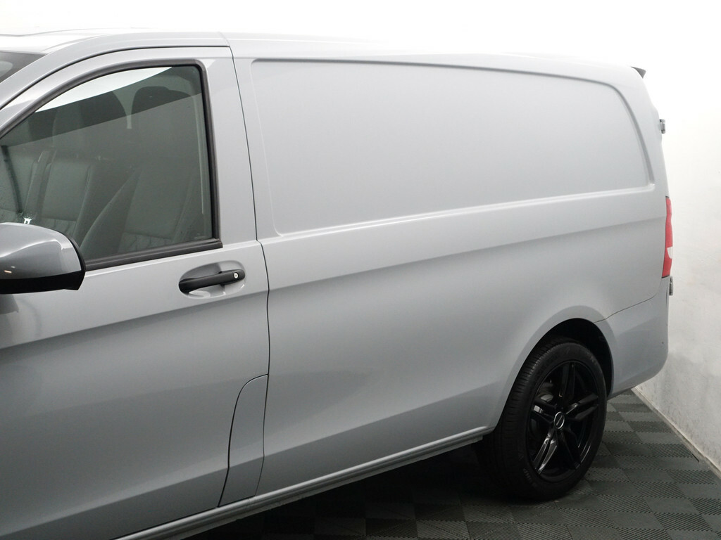 Mercedes-Benz Vito 111 CDI Lang AMG Night Edtion Design Leder - Camera - Lane Assist - Kastinrichting 2018