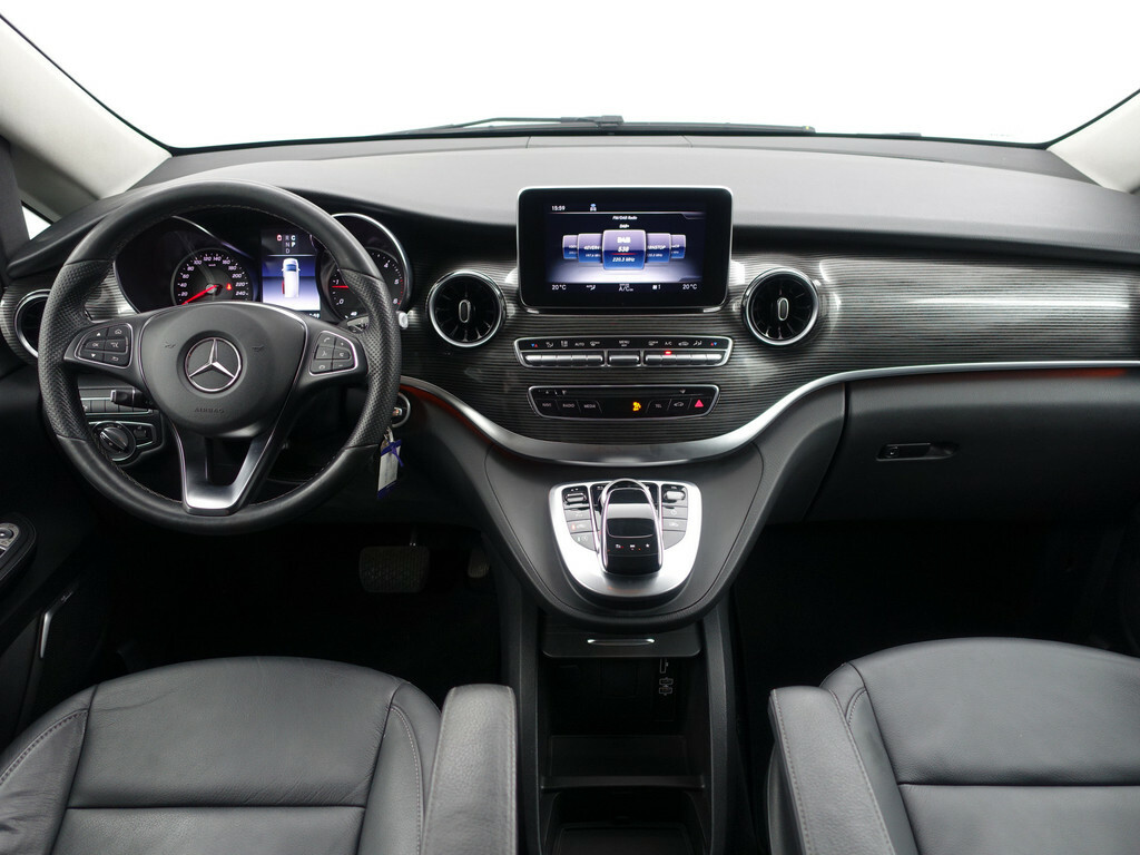 Mercedes-Benz V-klasse 300d lang amg exclusive