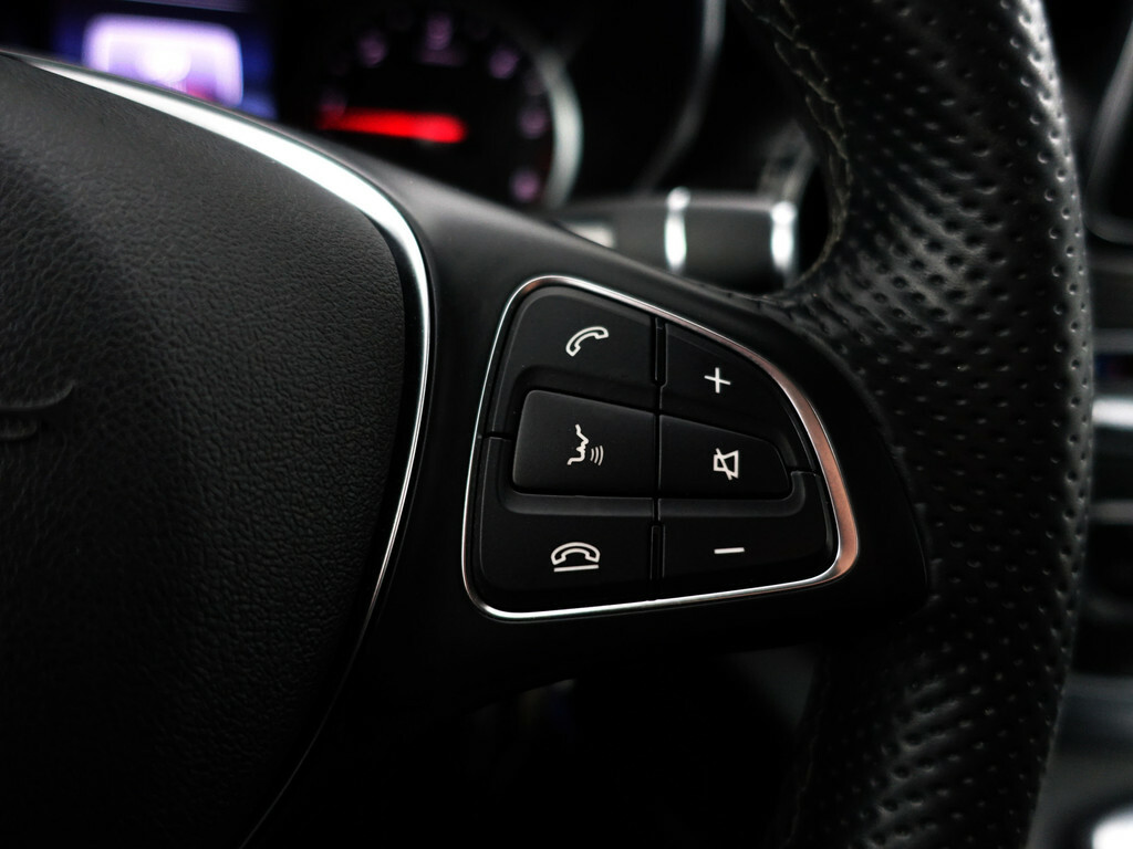 Mercedes-Benz V-klasse 300d lang amg exclusive