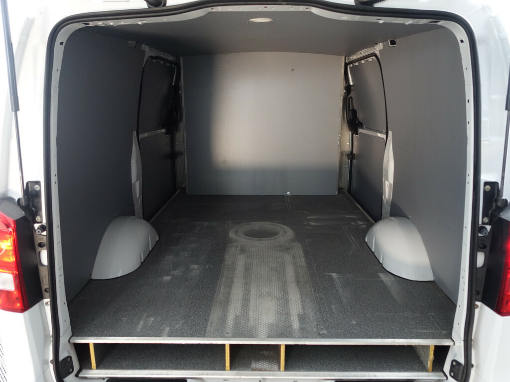 Mercedes-Benz Vito 116 CDI Lang - Lengte 2 -Automaat - 164 pk -dubbele schuifdeur -ecc - park lane assist - 2016