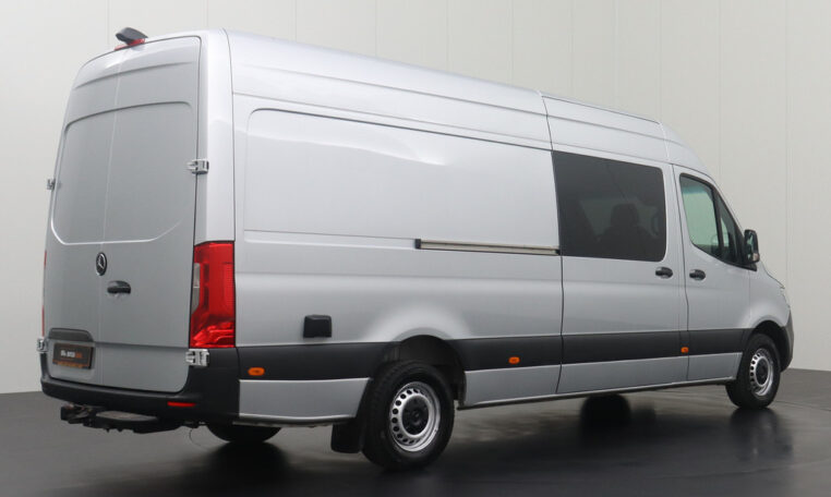 25 Touchscreen Navigatie + Camer 360 | Led | 3500Kg Trekhaak